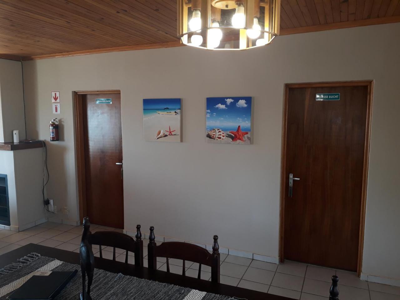 Starfish Guesthouse Людеріц Екстер'єр фото