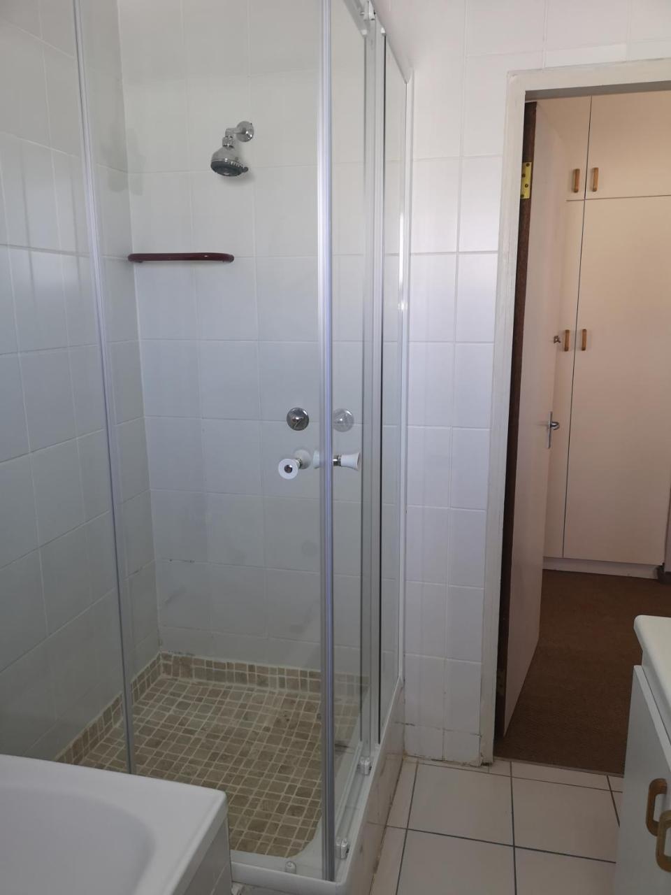 Starfish Guesthouse Людеріц Екстер'єр фото