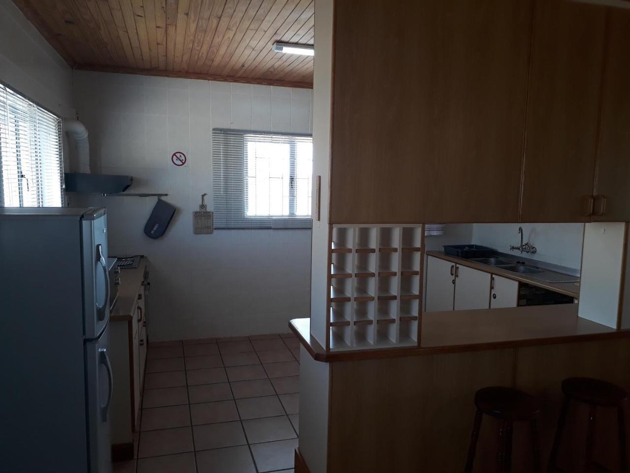 Starfish Guesthouse Людеріц Екстер'єр фото